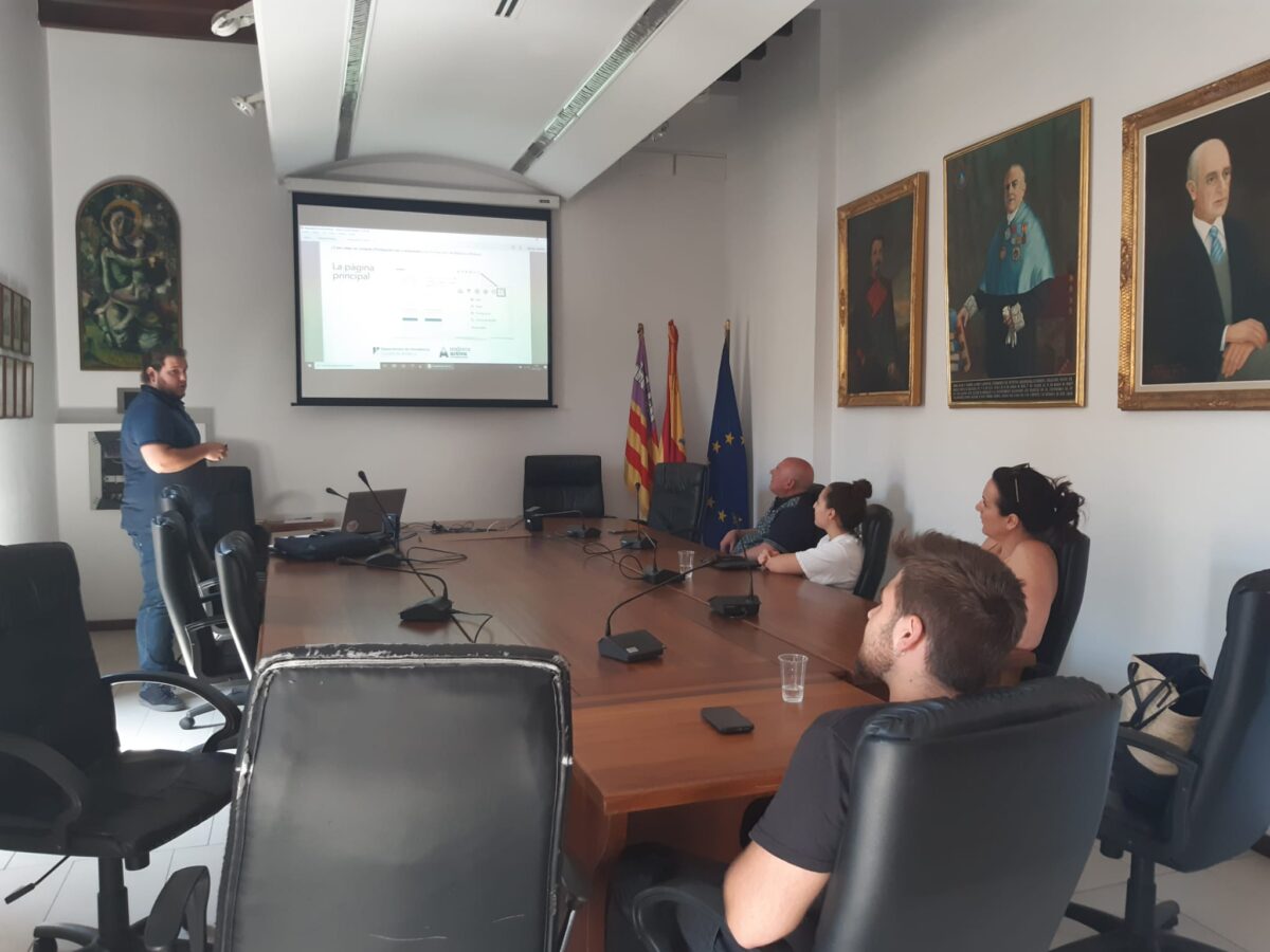 Asistentes a la Jornada de Digitalización Mallorca Activa en Binissalem.